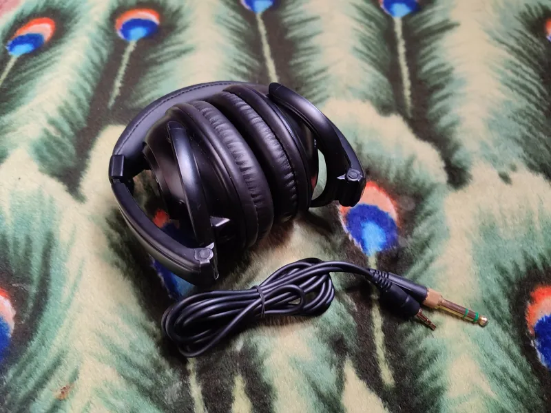 - Apex HP35 dinamikus Headphones