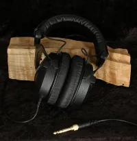 Beyerdynamic DT 770 Pro Auriculares de estudio [May 26, 2024, 2:38 pm]