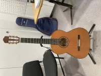 Raimundo No 136 Classic guitar [October 13, 2023, 1:37 pm]