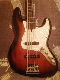 Invasion Jazz bass 5 string Bass Gitarre [December 5, 2023, 12:59 pm]