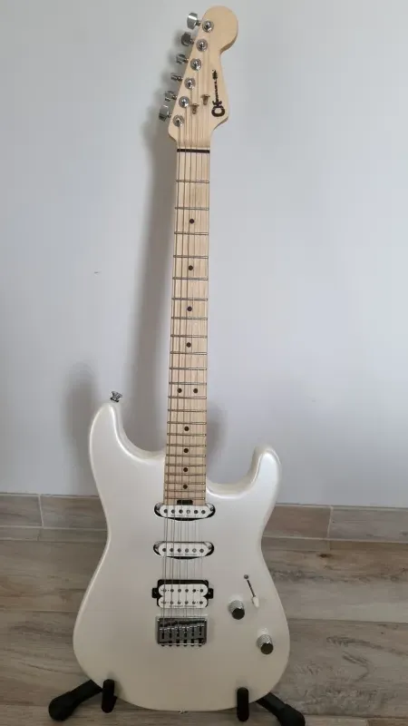 Charvel Pro-Mod San Dimas HSS HT E-Gitarre