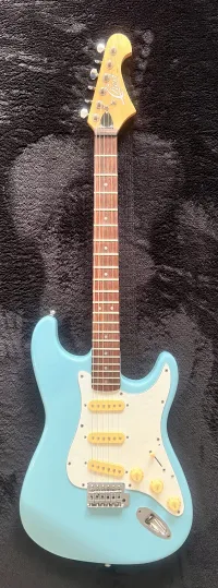 Cheri Basic Stratocaster Guitarra eléctrica [November 15, 2023, 9:12 am]