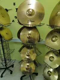 Zildjian ZBT Tschinelle Sett [November 17, 2023, 2:47 pm]