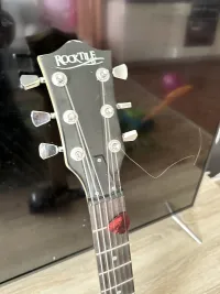 Rocktile 005 Electric guitar [November 29, 2023, 3:29 pm]