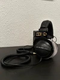 Beyerdynamic DT770Pro 250OHM Auriculares de estudio [December 3, 2023, 9:40 am]