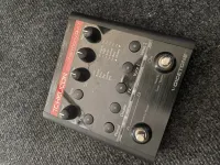 TC-Helicon TC Helicon Voicetone Harmony G Vocal multi-effects [December 13, 2023, 12:37 pm]