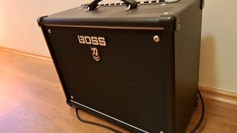 BOSS Katana 50 Mk2 Gitárkombó
