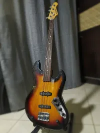 ARIA STB Series Jazz Bass Bass Gitarre [January 4, 2024, 9:43 pm]