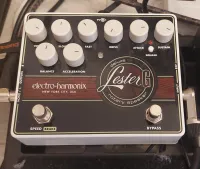 Electro Harmonix Lester G Deluxe Rotary Speaker forgó hangszóró