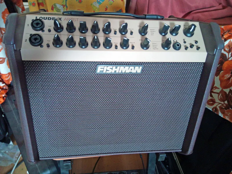 Fishman Loudbox Artist Acoustic guitar amplifier