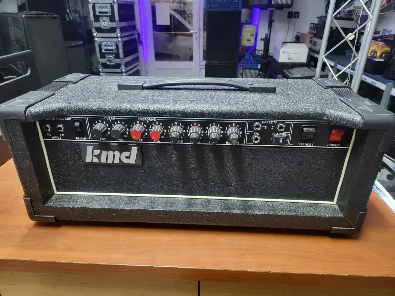  GV100SD Basszuserősítő-fej