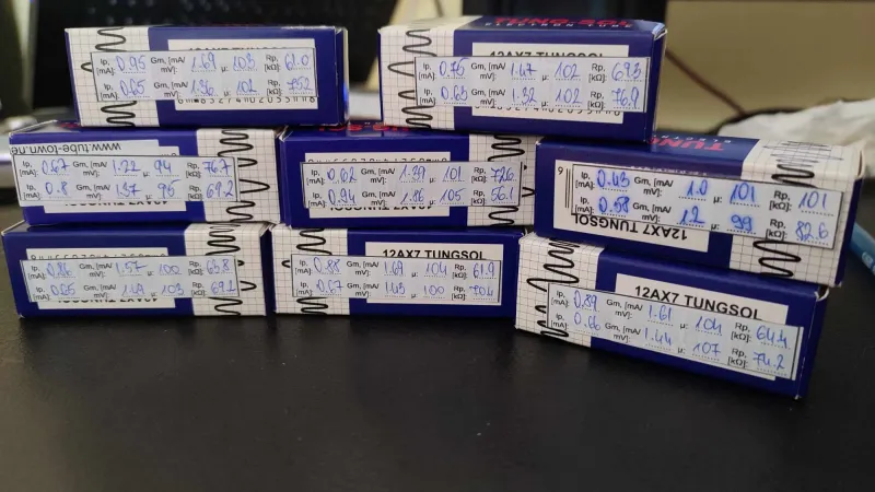  ECC83, 12AX7 előfokcső, új, bemért Elektroncső