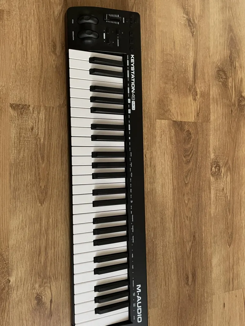M-Audio Keystation 49 MK III MIDI keyboard