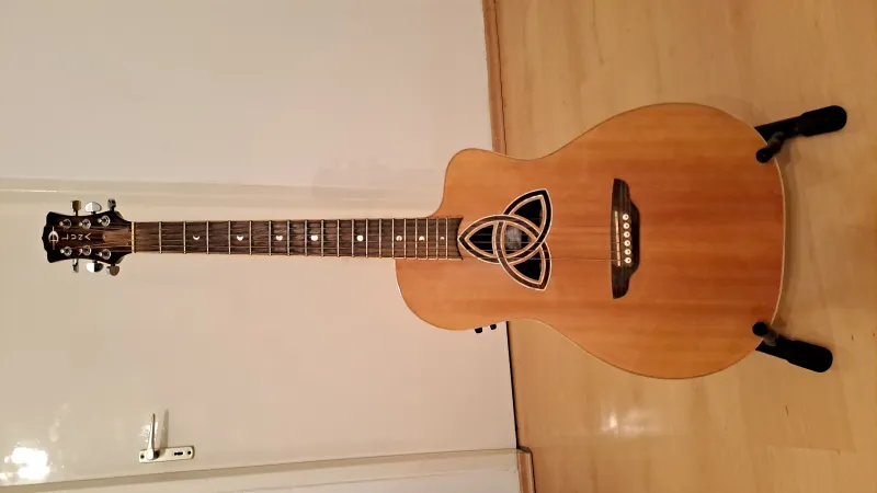 Trinity Parlor Akusztikus gitár