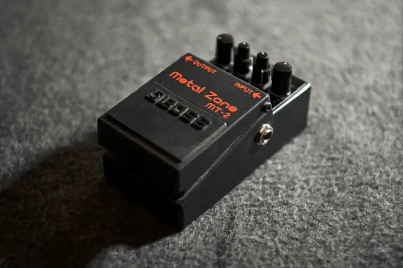 BOSS MT-2 Metal Zone Distortion