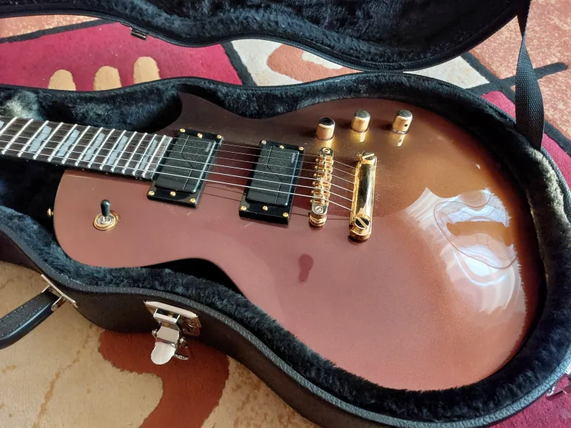 LTD LTD EC1000 Gold Andromeda E-Gitarre