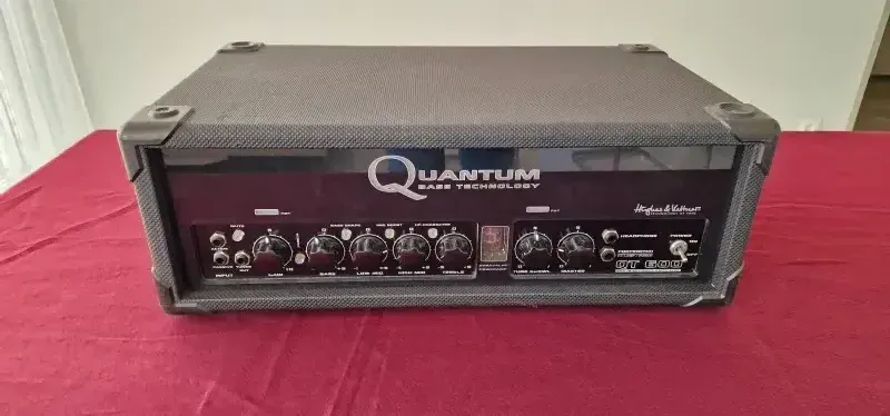 ベース Hughes&Kettner Quantum QT600 Bass Amp Hughes&Kettner Quantum QT600 Bass Amplifier ヒュースアンドケトナー
