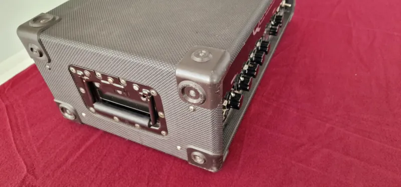 Hughes&Kettner QUANTUM QT600 Bass guitar amplifier for sale