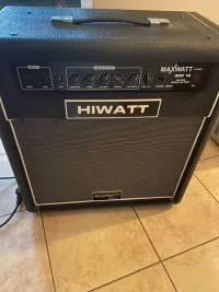 Hiwatt Maxwatt B60 Basszusgitár kombó [2024.02.16. 18:58]