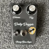 Honey Bee Amps Dolly Dagger Fuzz Pedal [March 18, 2024, 8:21 pm]