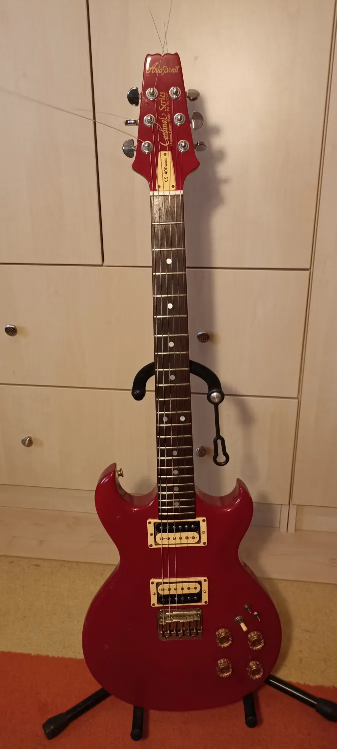 Aria Pro II CS-400 Guitarra eléctrica