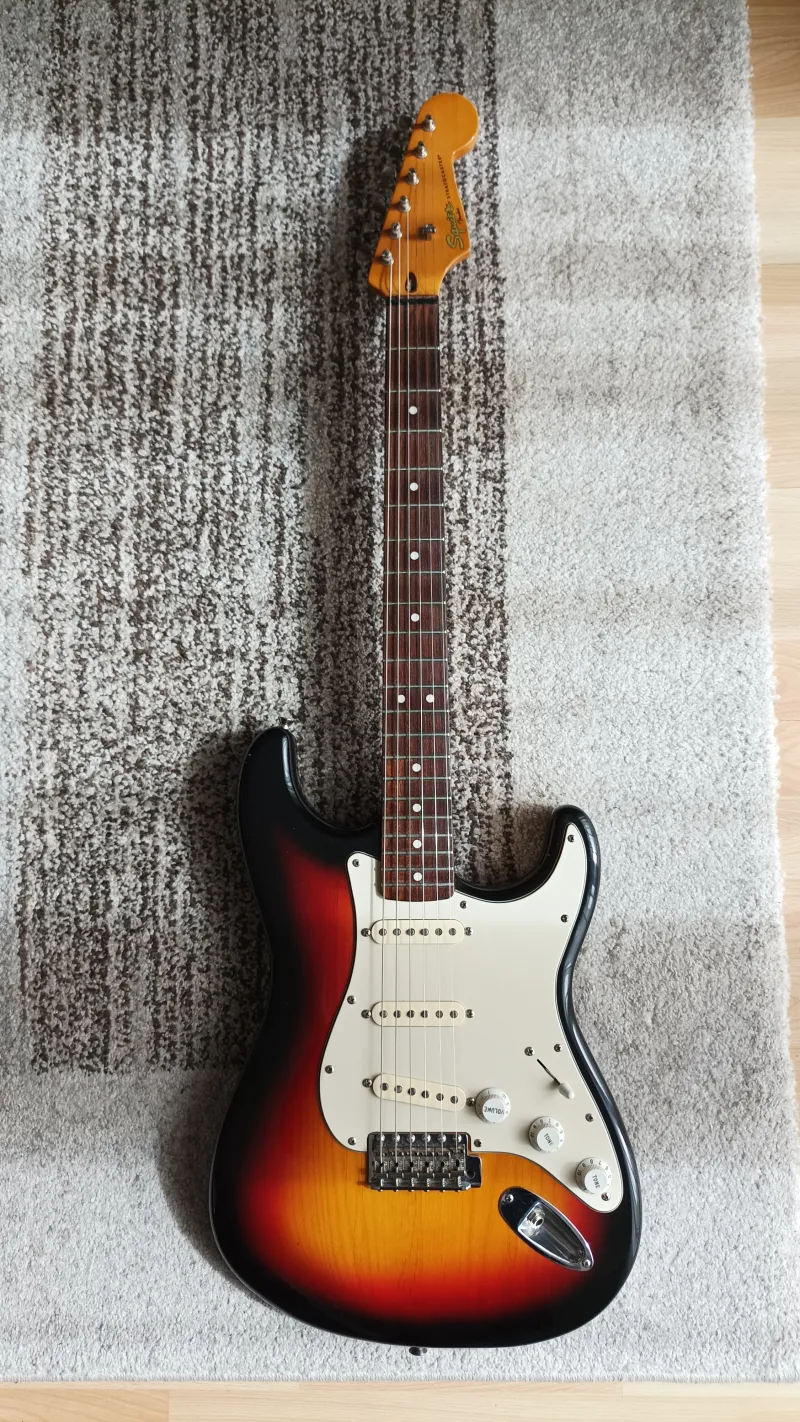 Squier Classic Vibe 60s Electric guitar