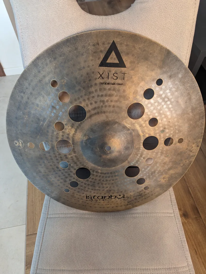 Istanbul Agop 19 Xist Dark ION Crash Platillo
