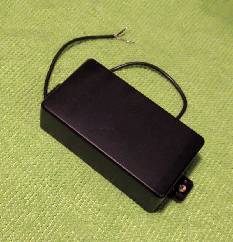 - Humbucker hangszedő Pickup
