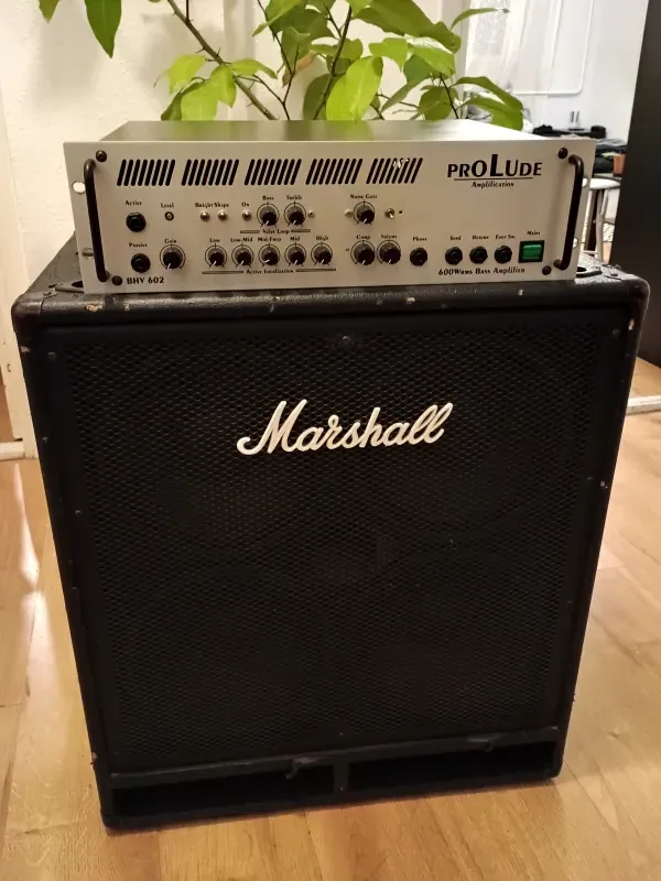 Marshall MBC 410 Bass box