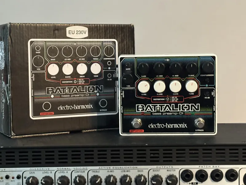 EHX Battalion Preamp & Di box Bass pedal