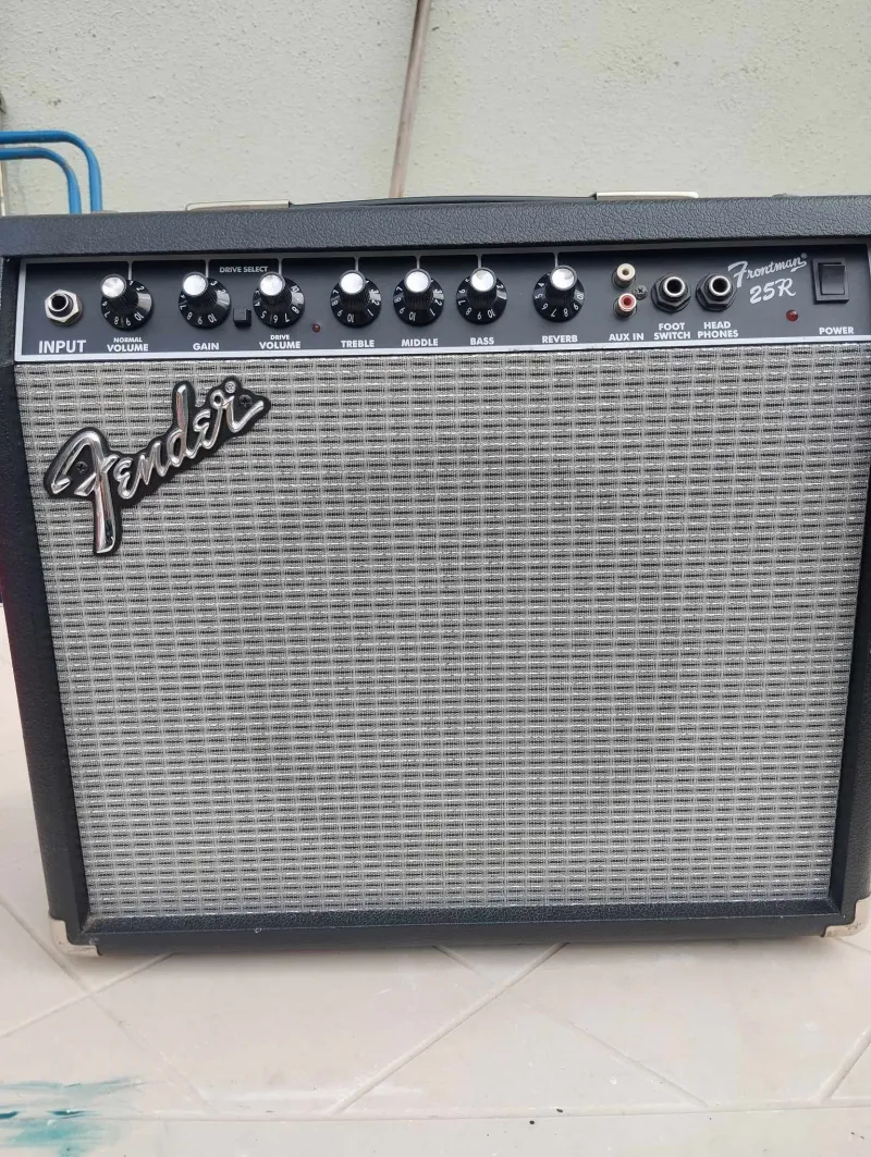 Fender Frontman 25 Guitar combo amp