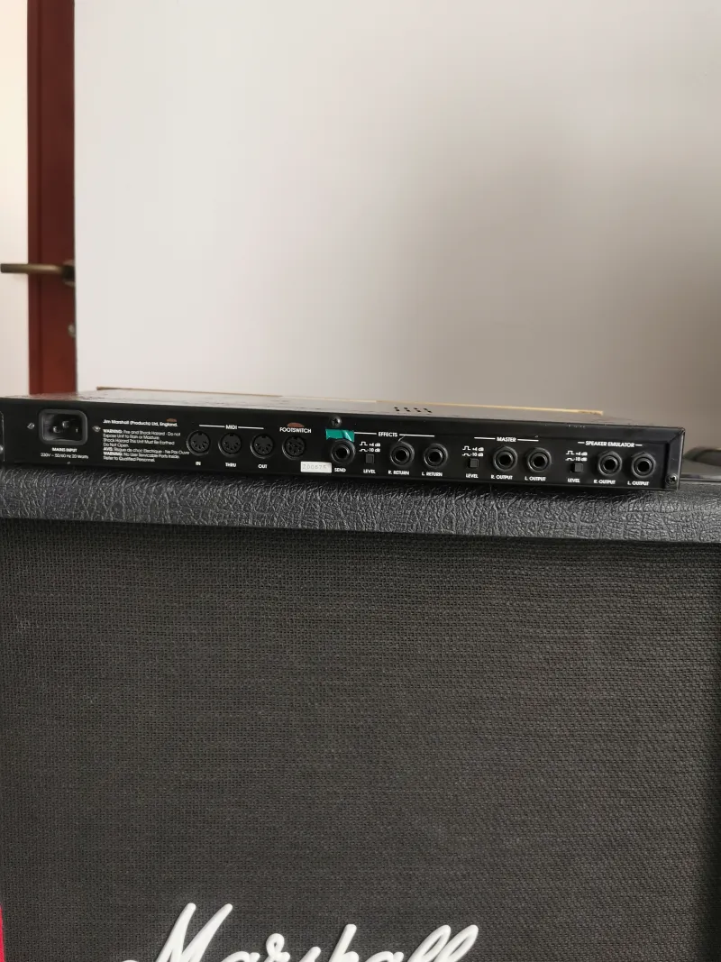 Marshall JMP-1 VALVE MIDI PRE-AMP Preamplificador