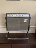 Guyatone GA-830 Kombinovaný zosilňovač pre gitaru [April 29, 2024, 11:22 am]