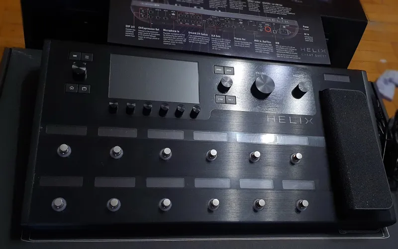 Line6 Helix Floor Multieffekt