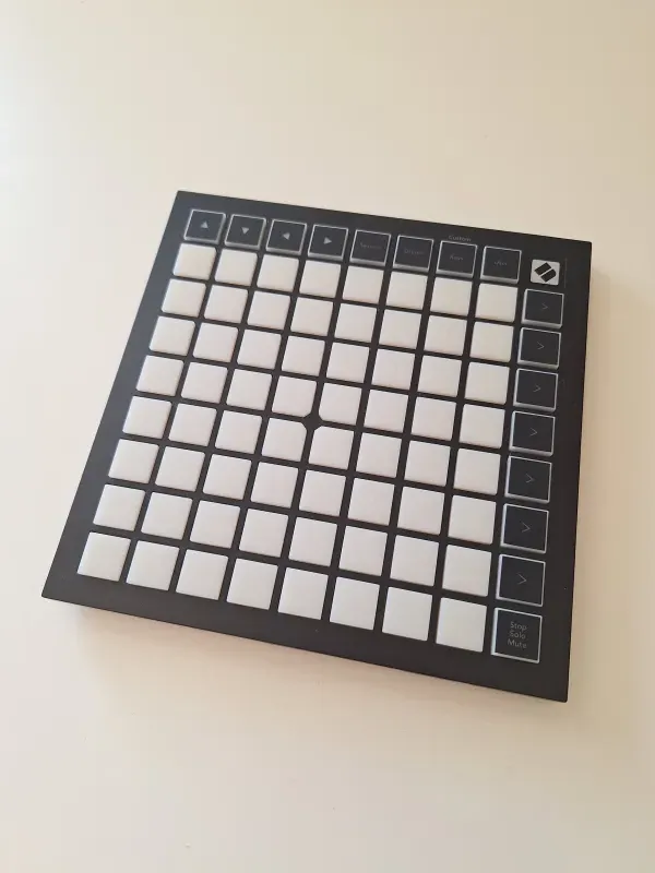 NOVATION Launchpad mini mk3 MIDI kontroller