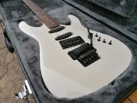 Kramer PACER Custom I Electric guitar [April 10, 2024, 5:31 am]