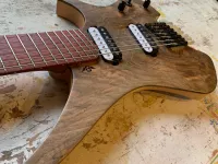Peter Crow 7 Húros Katana 7-saitige E-Gitarre [April 14, 2024, 1:59 am]