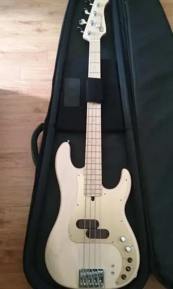 Xotic XP-1T white blonde Basszusgitár