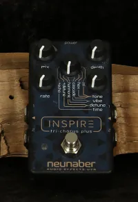 Neunaber Tri-Chorus Plus Efecto - Vintage52 Hangszerbolt és szerviz [Day before yesterday, 11:40 am]