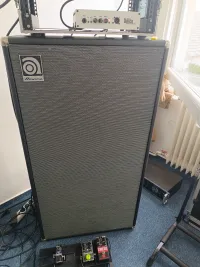 Ampeg SVT 810 AV Bass Truhe [August 25, 2024, 8:37 am]