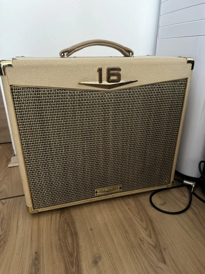  Palomino 16 Gitárkombó