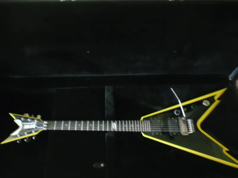 Dean Razorback V 255 Yellow Guitarra eléctrica