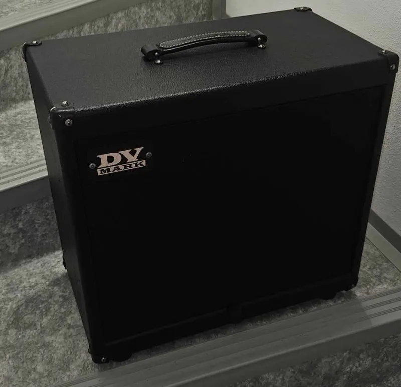 DV Mark Neoclassic 112 Guitar cabinet speaker