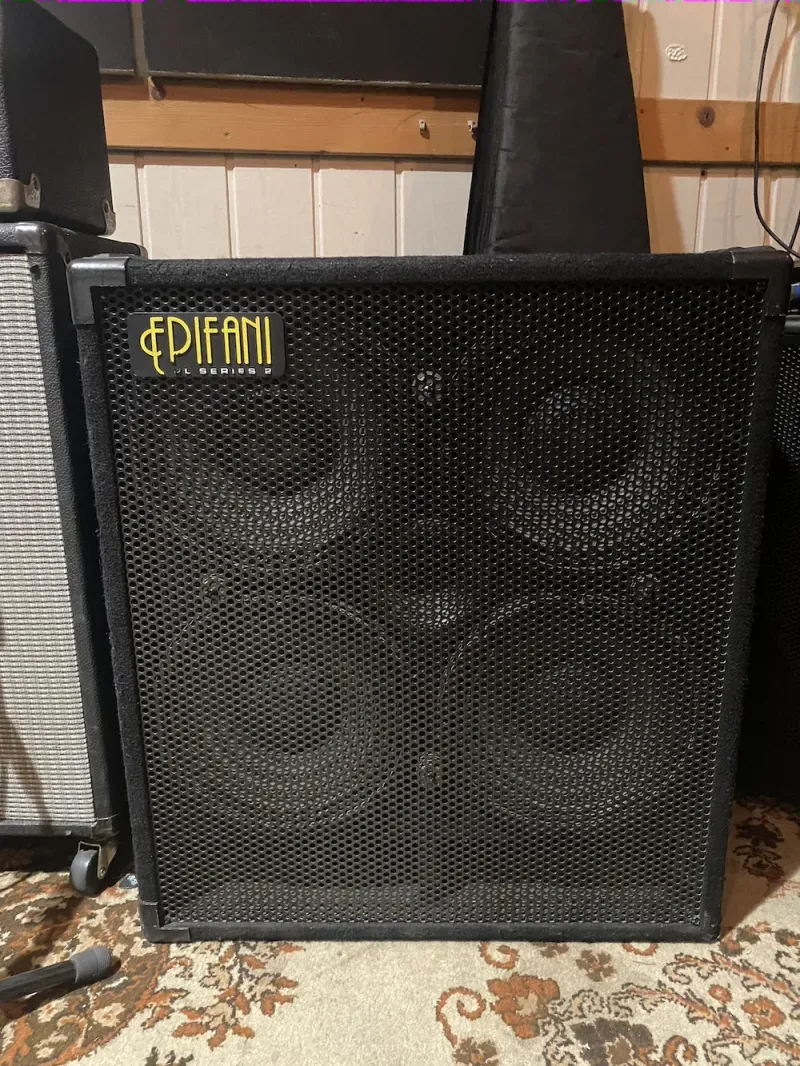 Epifani UL2 4x10 4ohm 1000W Bass Truhe