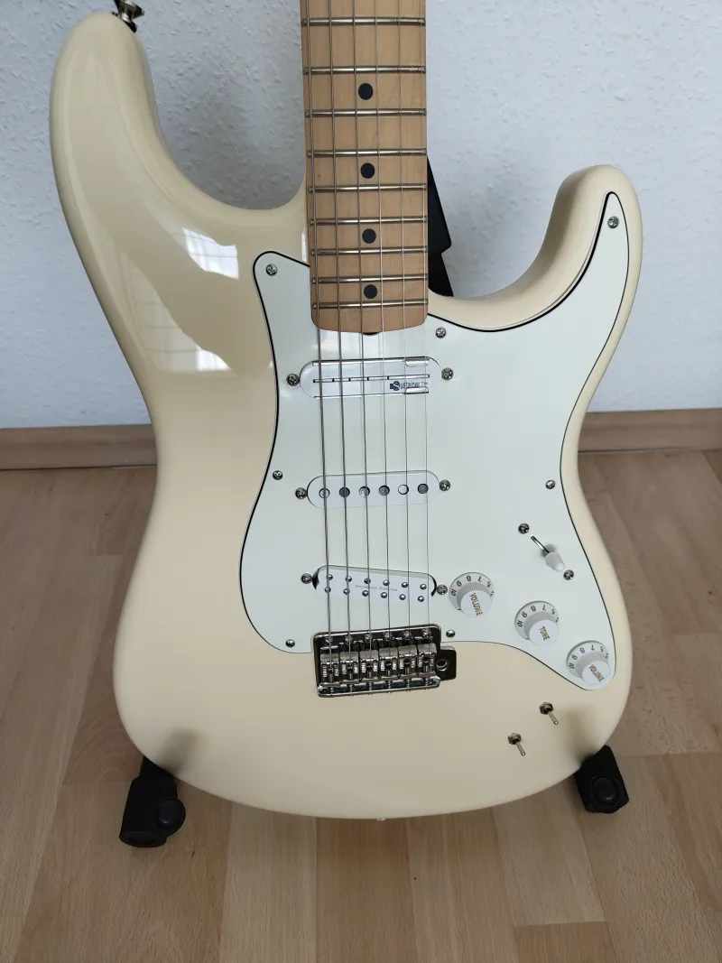 Fender EOB Sustainer Stratocaster Electric guitar