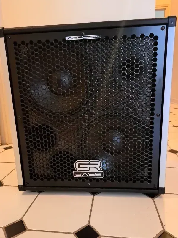 GR Bass AT210 Caja de bajo