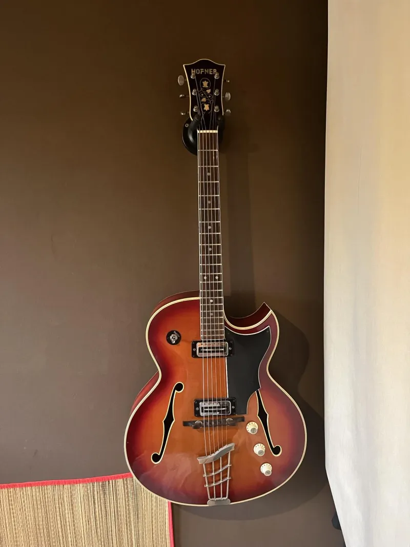 Höfner 477 Guitarra jazz