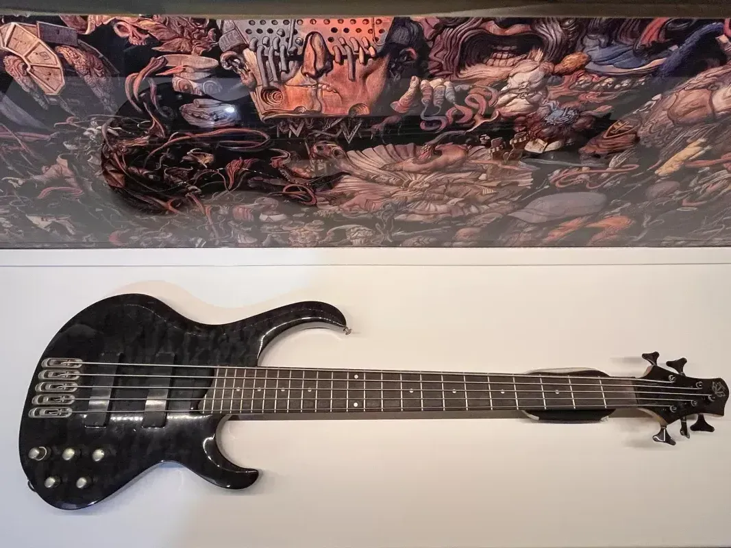 Ibanez Btb 405 5-Saiter Bass-Gitarre