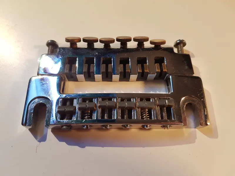 Schaller 456 - finomhangolós Pickup bridge