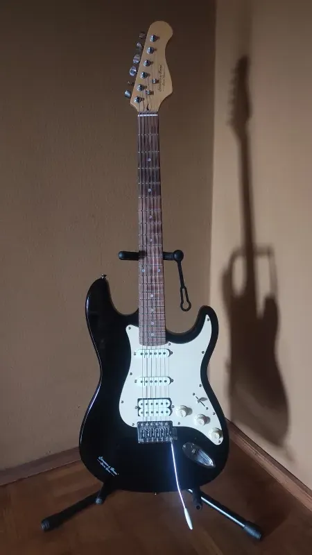 Stevenson & Brown  Elektromos gitár